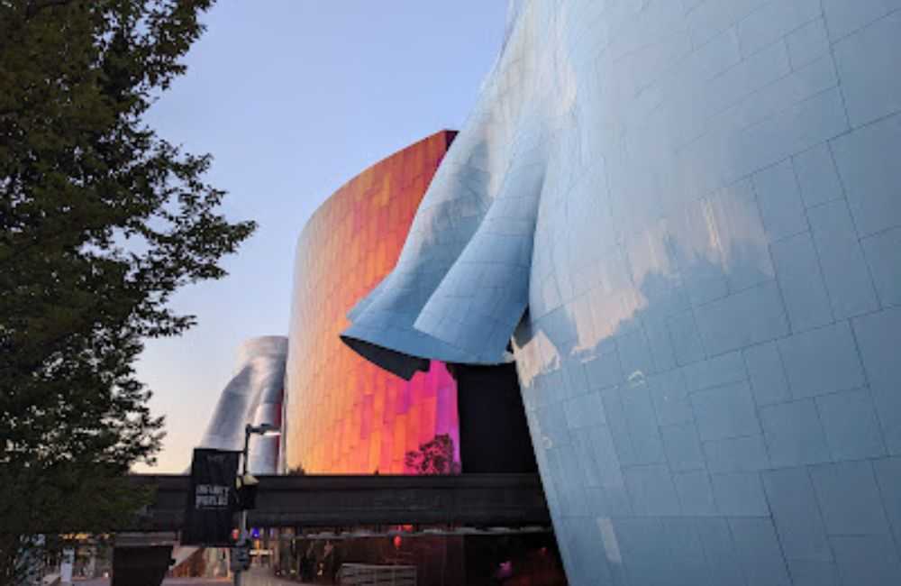 Museum of Pop Culture (MoPOP)